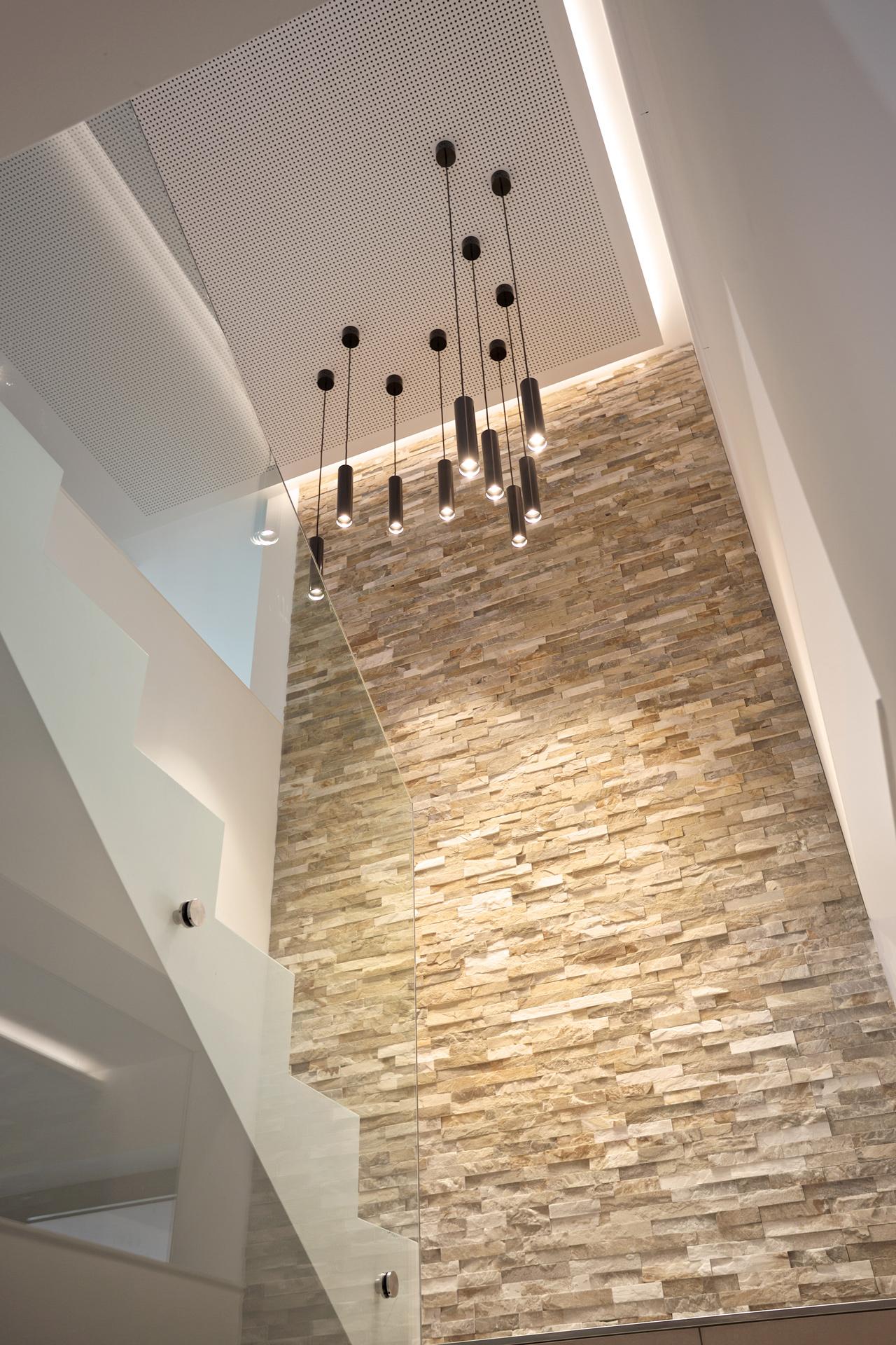 (c)Loxone_LED-Pendulum-Slim_03